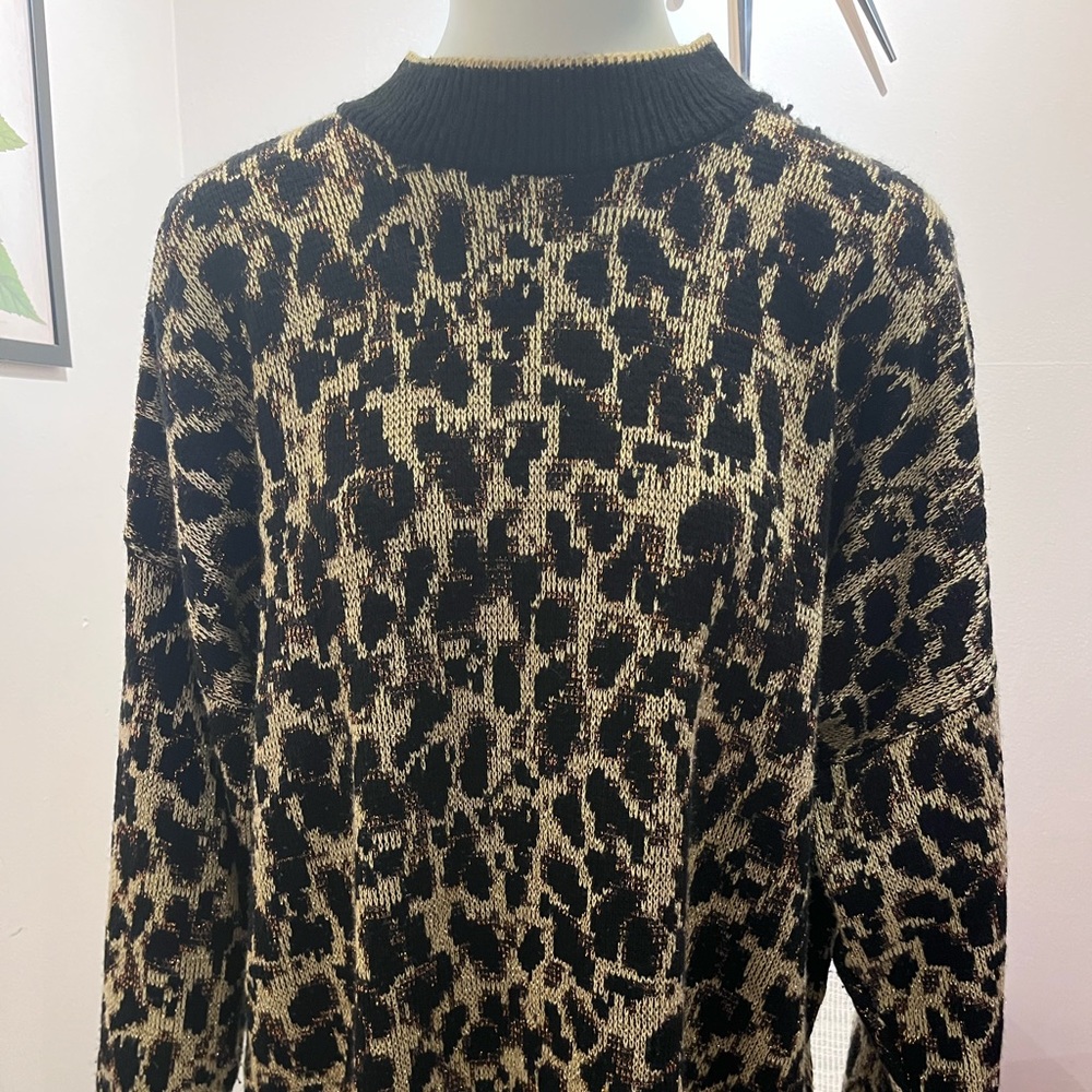 Vintage leopard print sweater